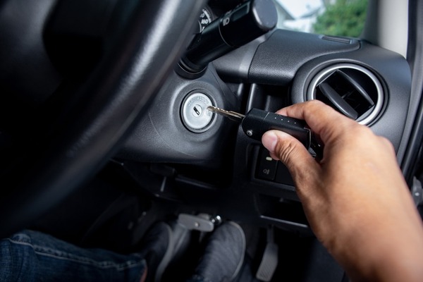 استارت خودرو؛ سیستم استارت ماشین و علائم خرابی آن